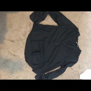 black long sleeve too with shoulder patterns